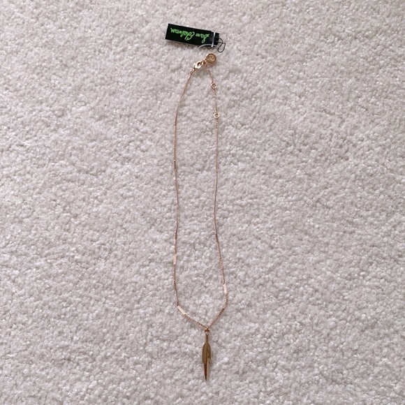 New Sam Edelman Dagger Arrowhead Necklace - Picture 1 of 9